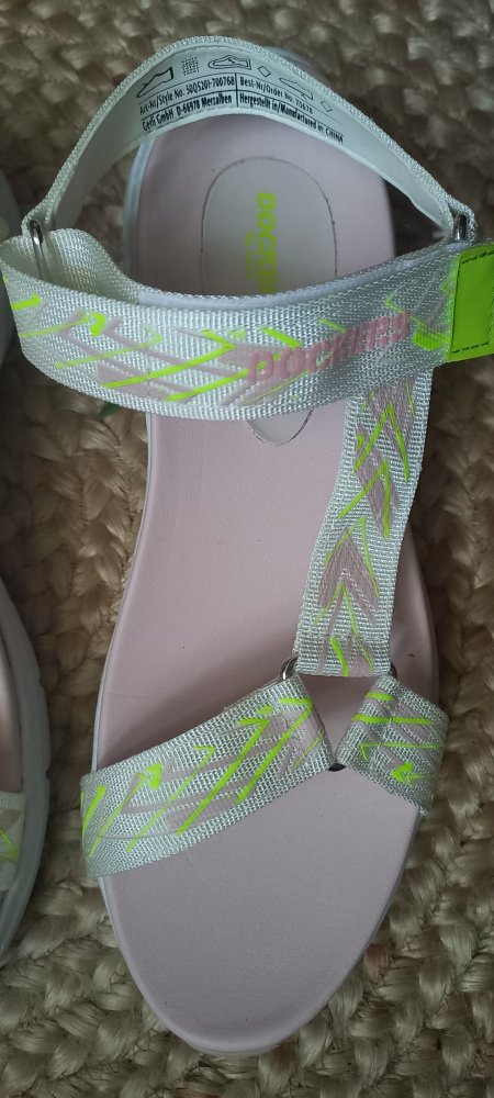 Sandaletten, Sandalen, Plateau-Sandale von Dockers, sehr guter Zustand