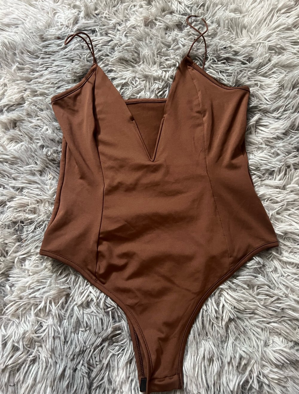 Damen Body mit V-Ausschnitt