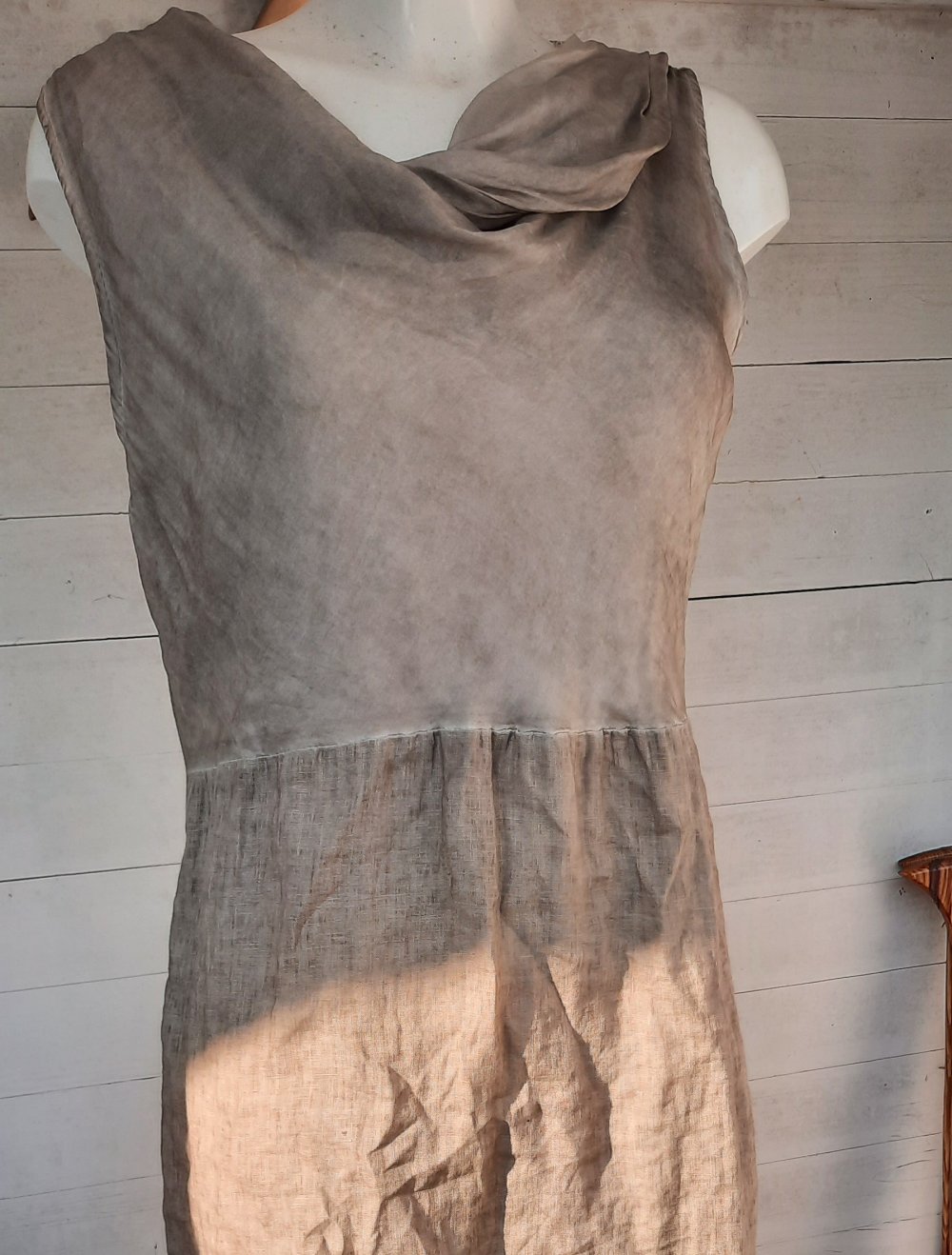 beiges Knielanges Leinenkleid Made In Italy Gr.40 100% Leinen