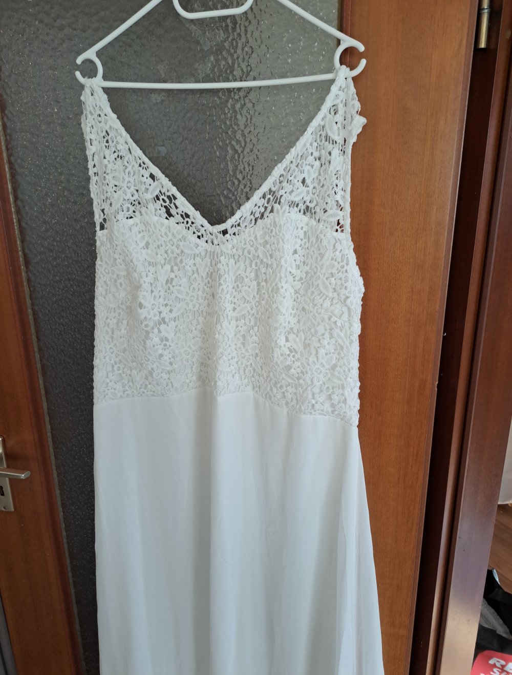 Kleid gr.9xl zu verkaufen