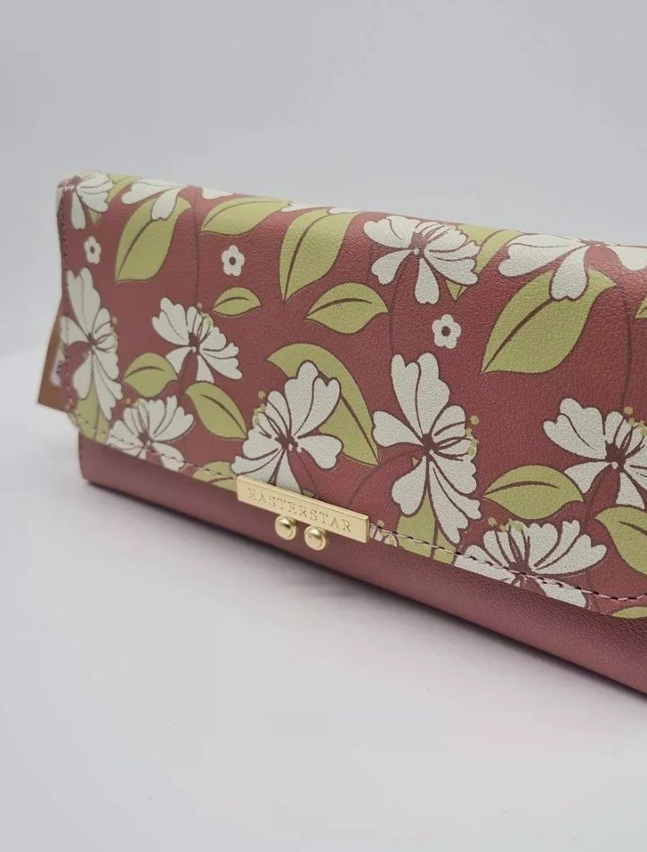 Portemonnaie mit Blumenmotiv