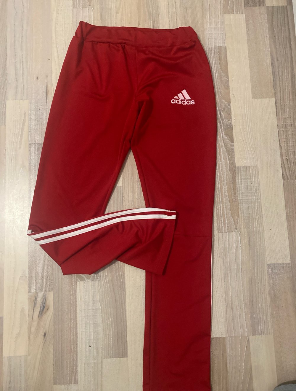 rote adidas hose