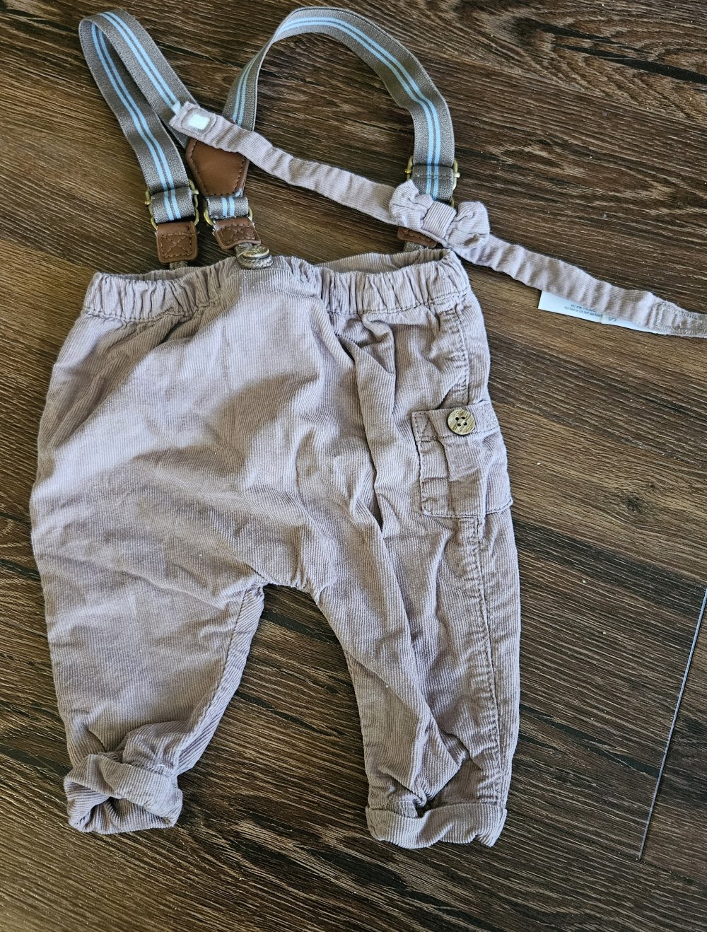 Hose mit passender Fliege