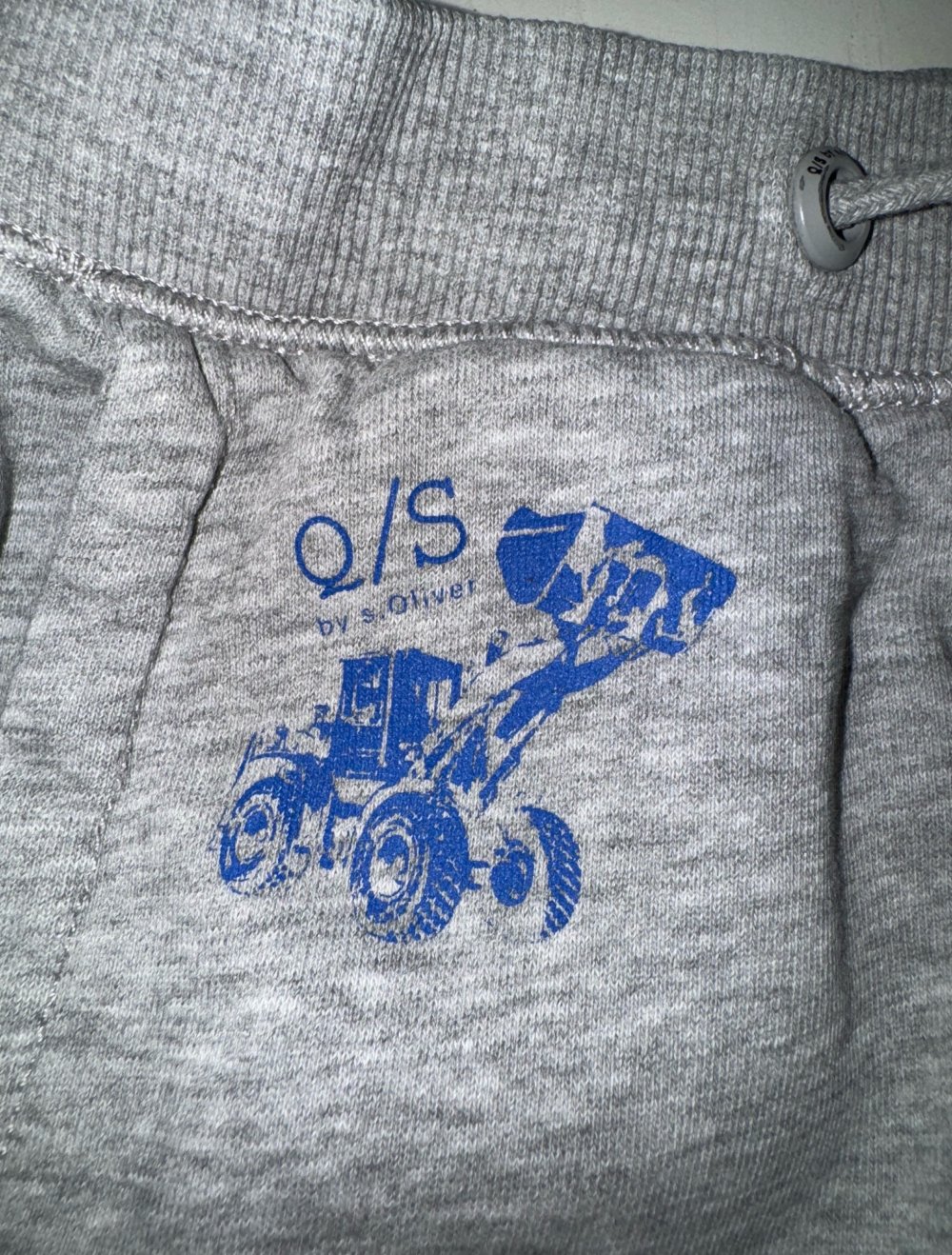 Jogginghosen Größe 104/110 s.oliver grau