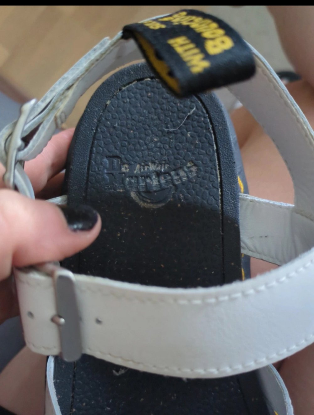 Dr. Martens Sandalen Avry 40