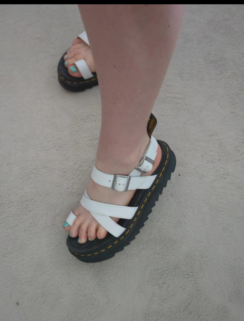 Dr. Martens Sandalen Avry 40