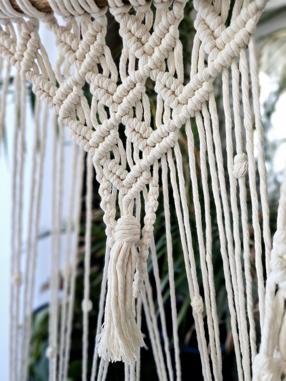 Makramee Macrame Katzenschaukel Wandbehang neues Kissen Holz Handmade Baumwolle Unikat