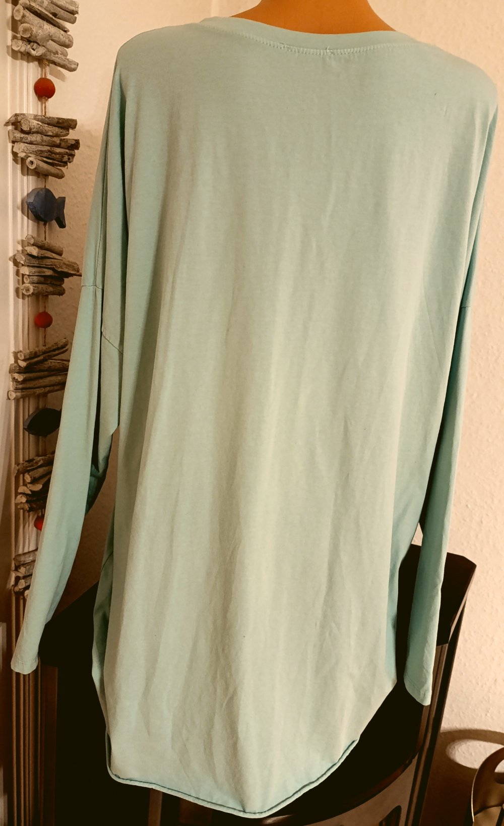 Pullover Longsleeve Oversize Gr. 44-48 Issima mintgrün mit Print hinten länger ++NEU mit Etikett++