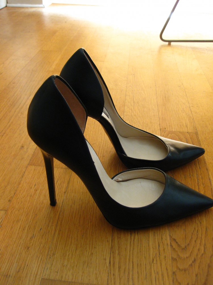 Zara High Heel schwarz Leder Cut Out D'Orsay Pumps 39