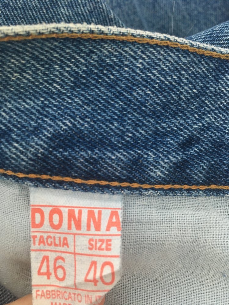 NEU - Jeans Wild Adventure Mom-Jeans, handbemalt 100 % Baumwolle - Gr. 40 / L