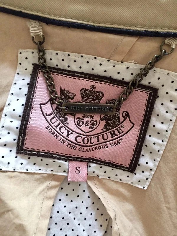 Beiger Juicy Couture Trenchcoat