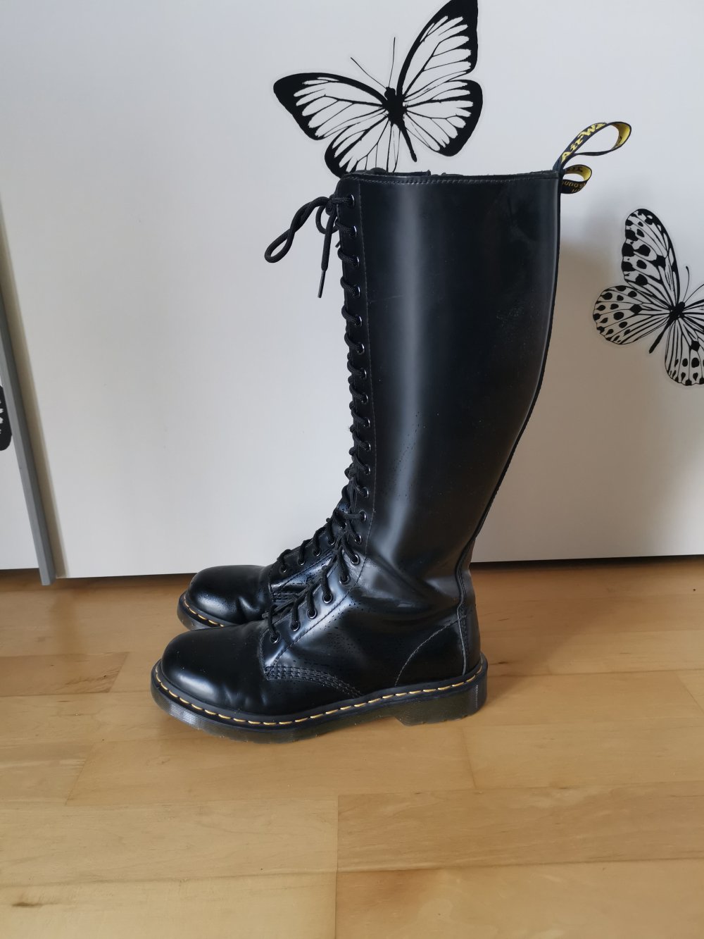 Dr. Martens 20-Loch hohe Stiefel, Boots, EU 41 / UK 7 wie neu