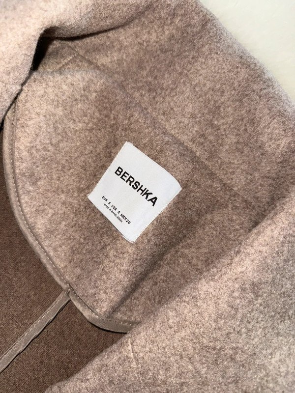 NEU! Bershka Mantel | Größe S | Elegant & Zeitlos