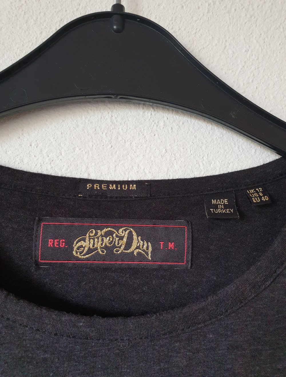 Grau dunkelgraues Super Dry Premium Lamgarmshirt mit Pailletten