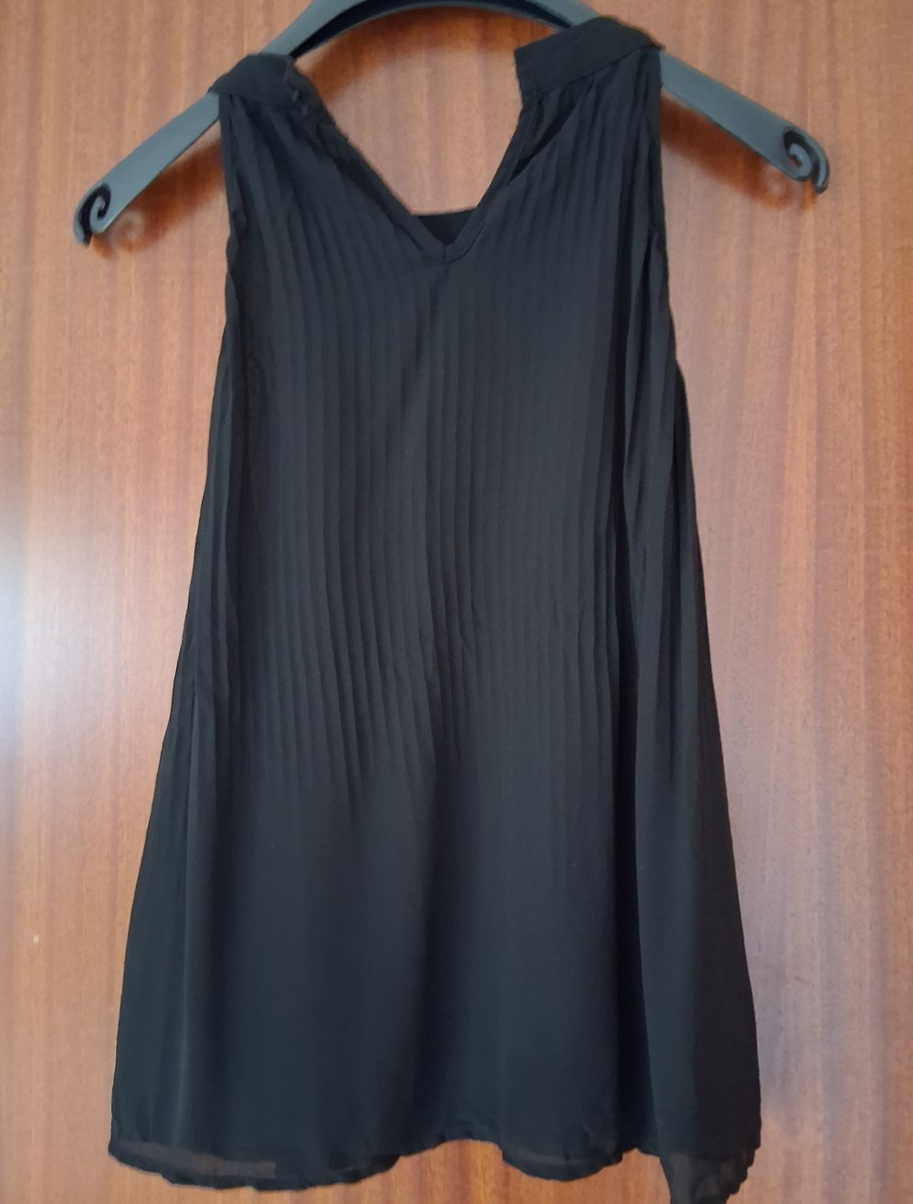 Schwarzes Faltentop VB
