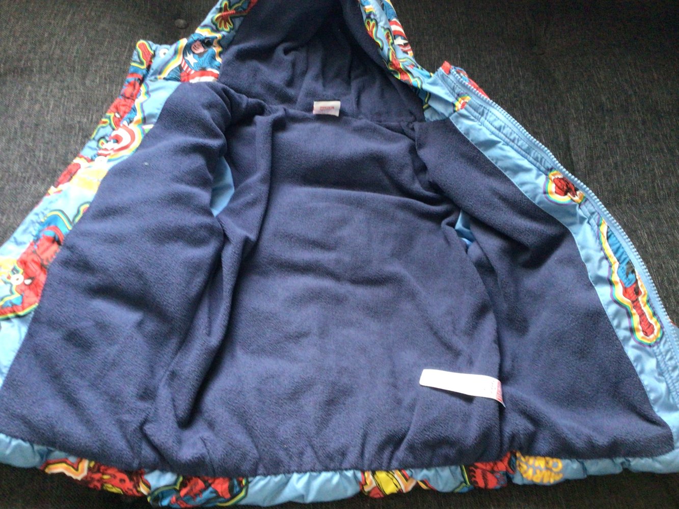 Gr. 104 Tolle Marvel Superhero’s Winter Jacke mit Kapuze