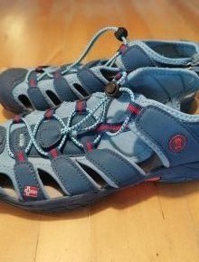 Trollkids Sandalen und Sommerschuhe Größe 37 