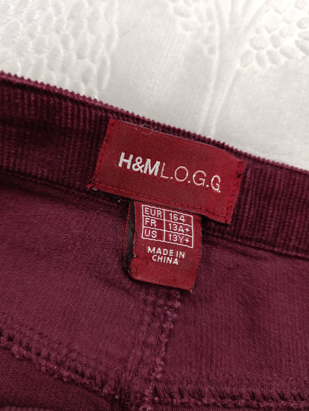 H&M L.O.G.G. Cordrock in Bordeaux Gr. 164 (13Y+) – 100% Baumwolle
