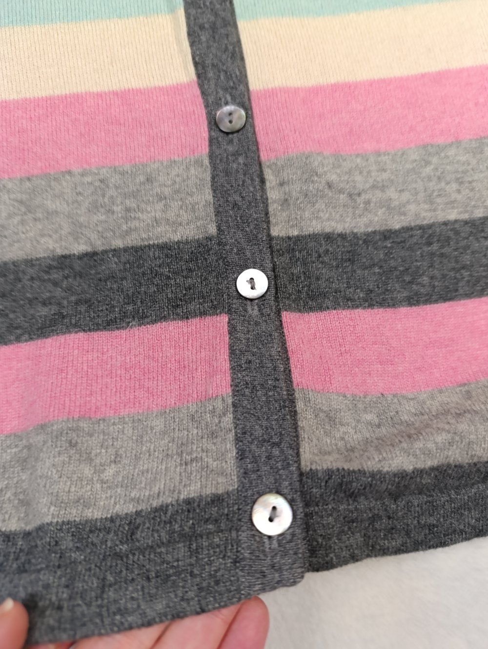 Damen-Cardigan aus 100 % Kaschmir