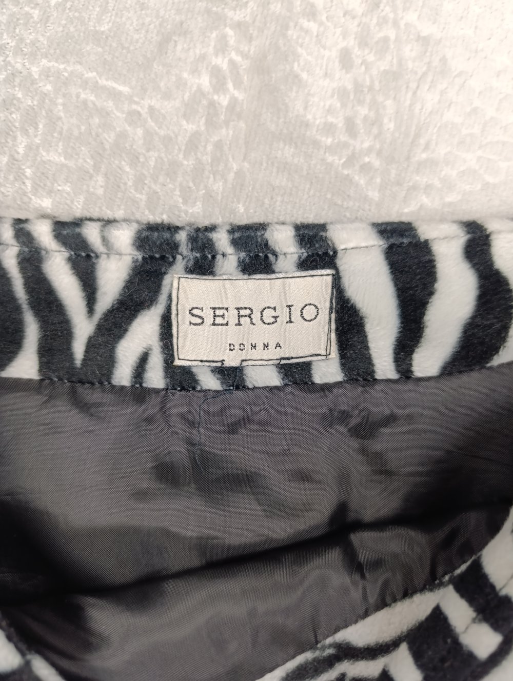 Vintage Minirock SERGIO DONNA — Plüsch, Zebra-Print (90er/Retro)