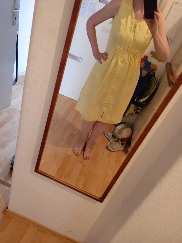Midikleid gelb Gr. 36/38
