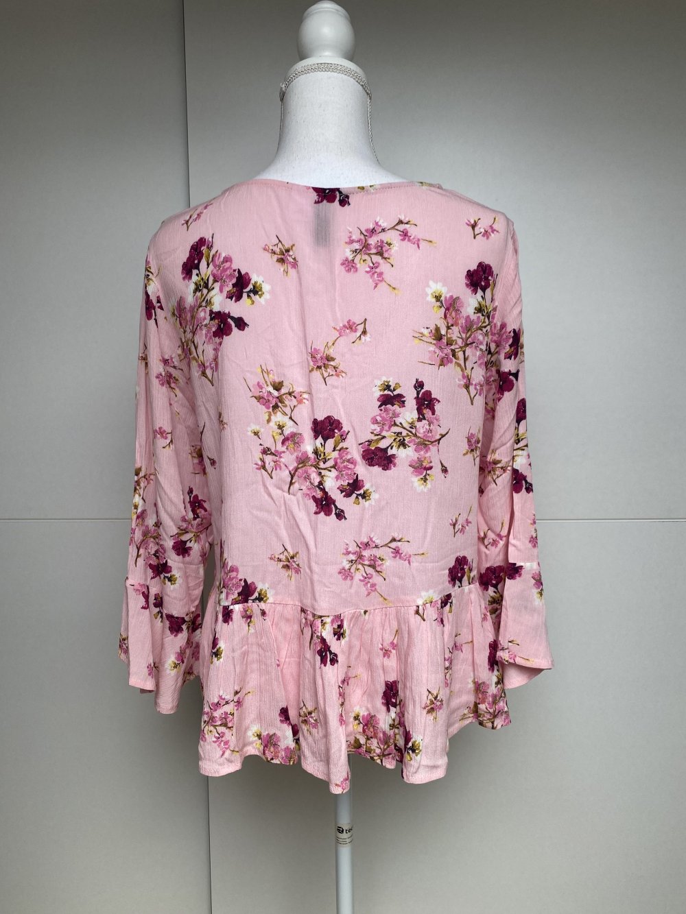 Bluse Tunika Top Rüschen Knöpfe Blumen Muster Kirschblüte Japan Rosa Rose H&M