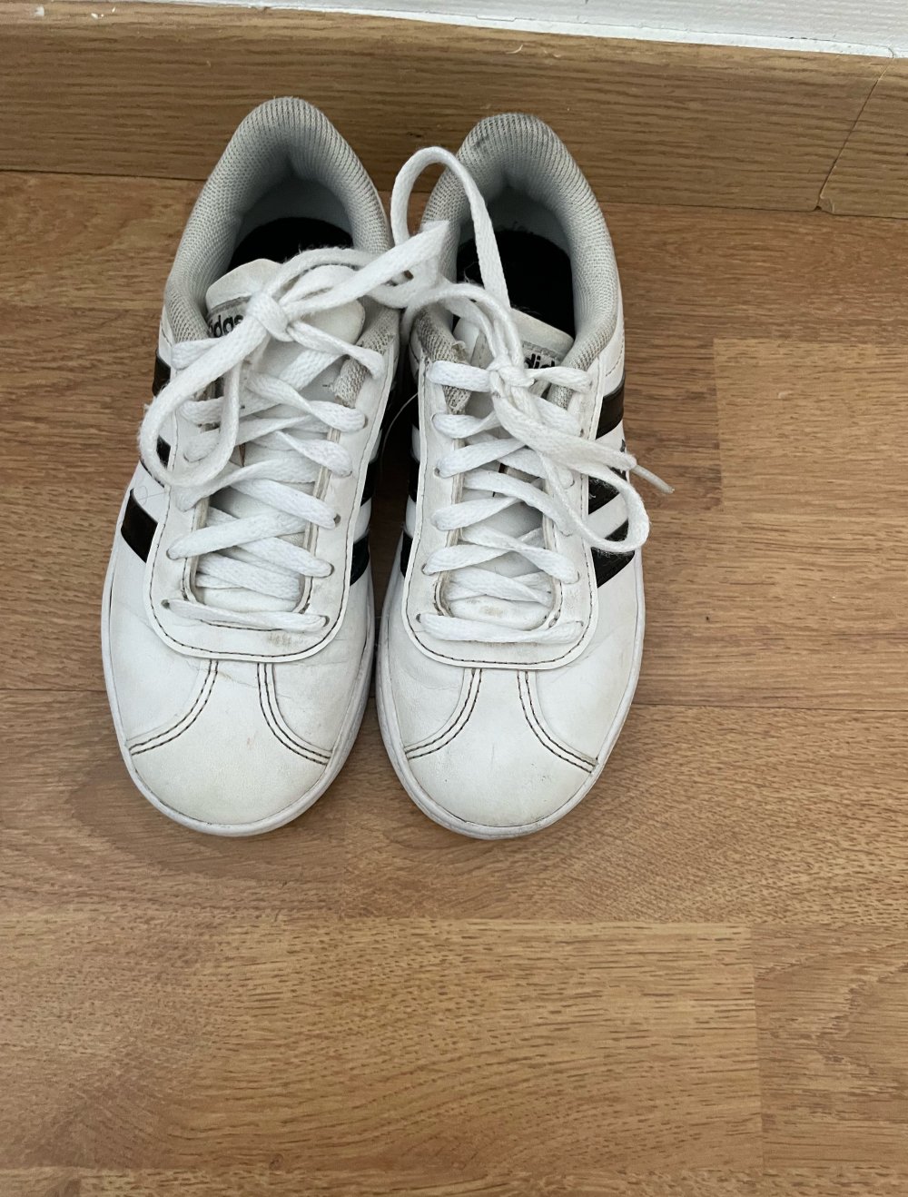 Jungen Schuhe Adidas gr.30