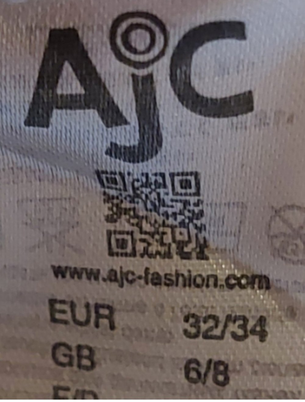 Shirt gr. 32/34 AJC
