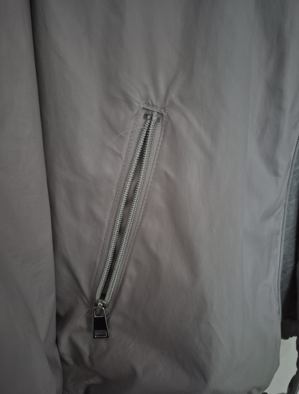 Regenjacke in Grau Größe 40