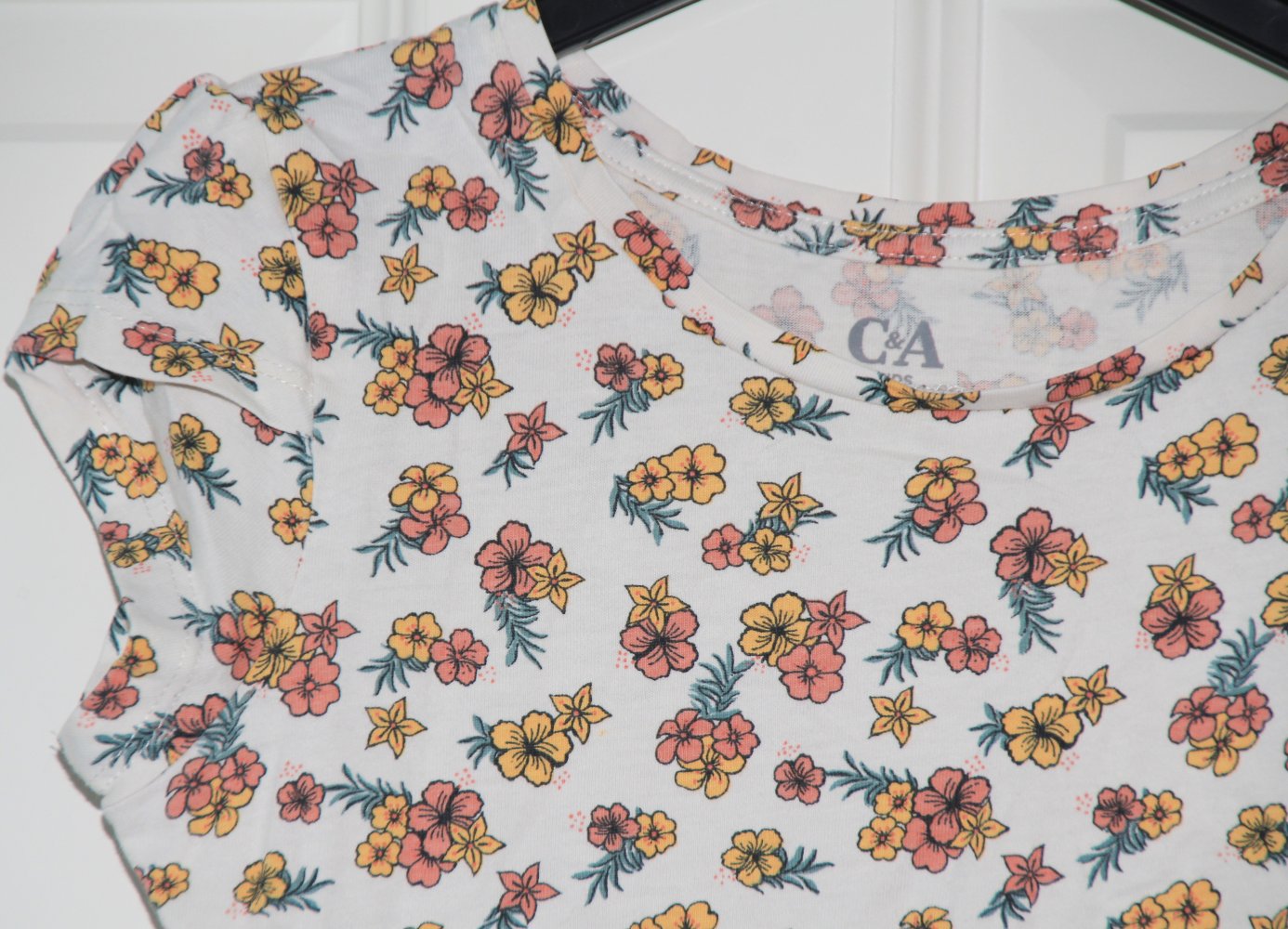 C&A T - Shirt 122 128 Mädchen Longsleeve weiß Blumen w Neu