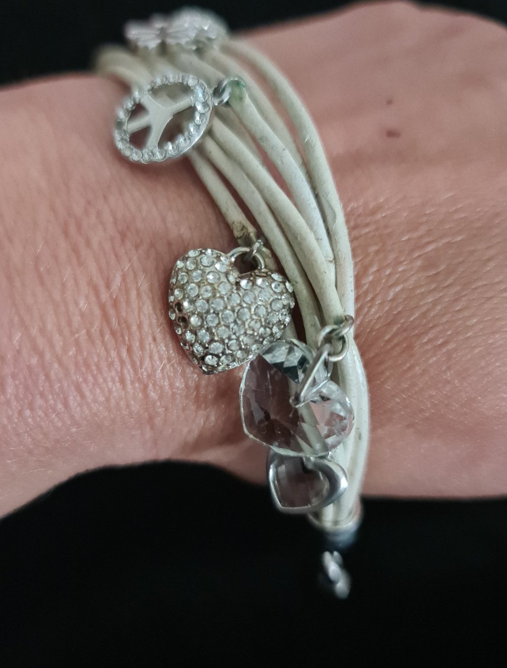 Armband mit Anhänger