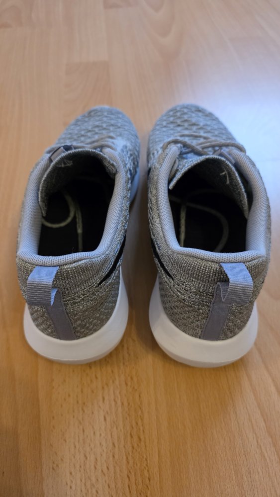 Orig. Nike Rosherun Flyknit in Gr. 41