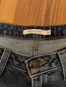 Levi’s Superlow Skinny Jeans