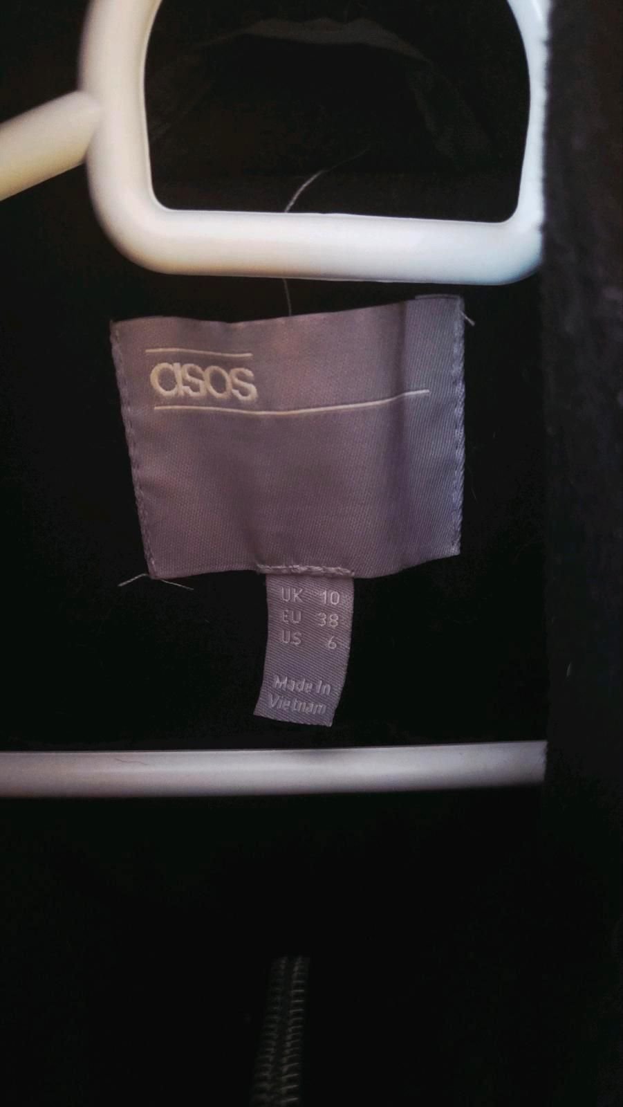 Asos Mantel mit Schößchen, schwarz, Gr. 38 Herbst Winter