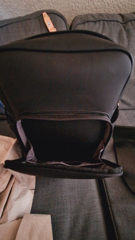 Wind & Vibes Mayfair Black Plus Rucksack inkl. 2 Klappen, Haken