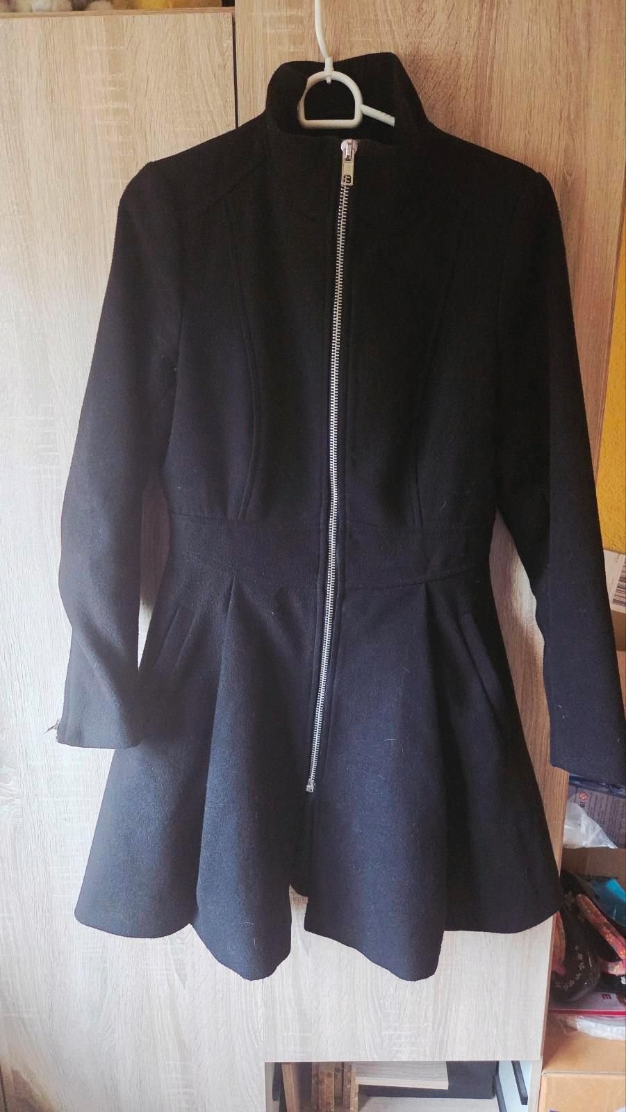 Asos Mantel mit Schößchen, schwarz, Gr. 38 Herbst Winter