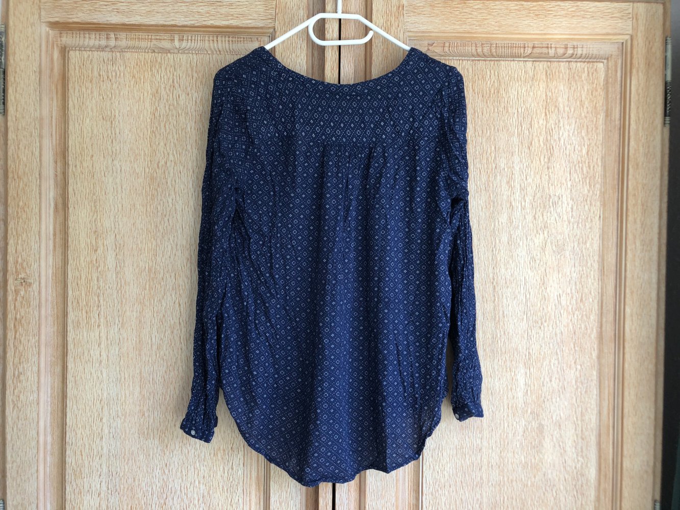 H&M Logg Bluse Shirt blau-weiß Gr. 38