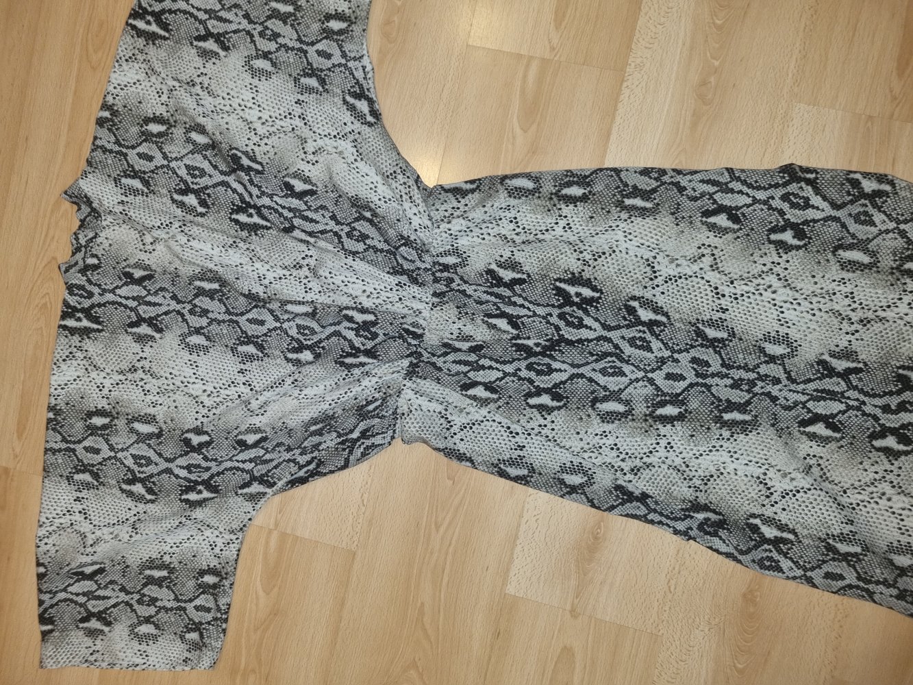 Zara Kleid Midikleid edel grau M 38 