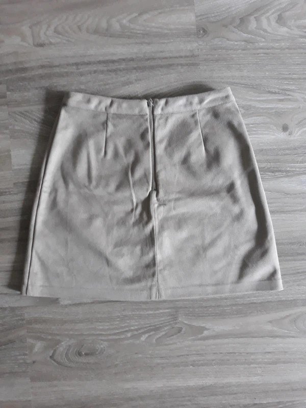 Rock in Samtoptik | Primark | Gr.38