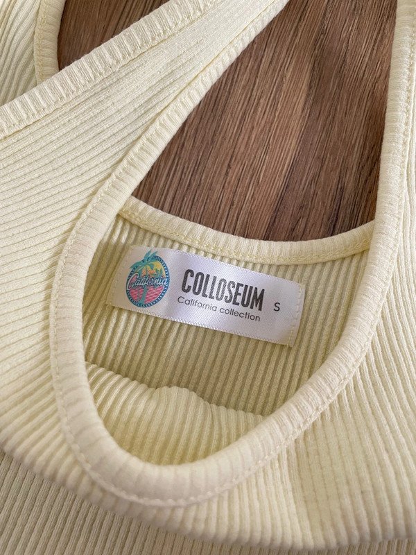 Pastellgelbes Croped Top | Coloseum