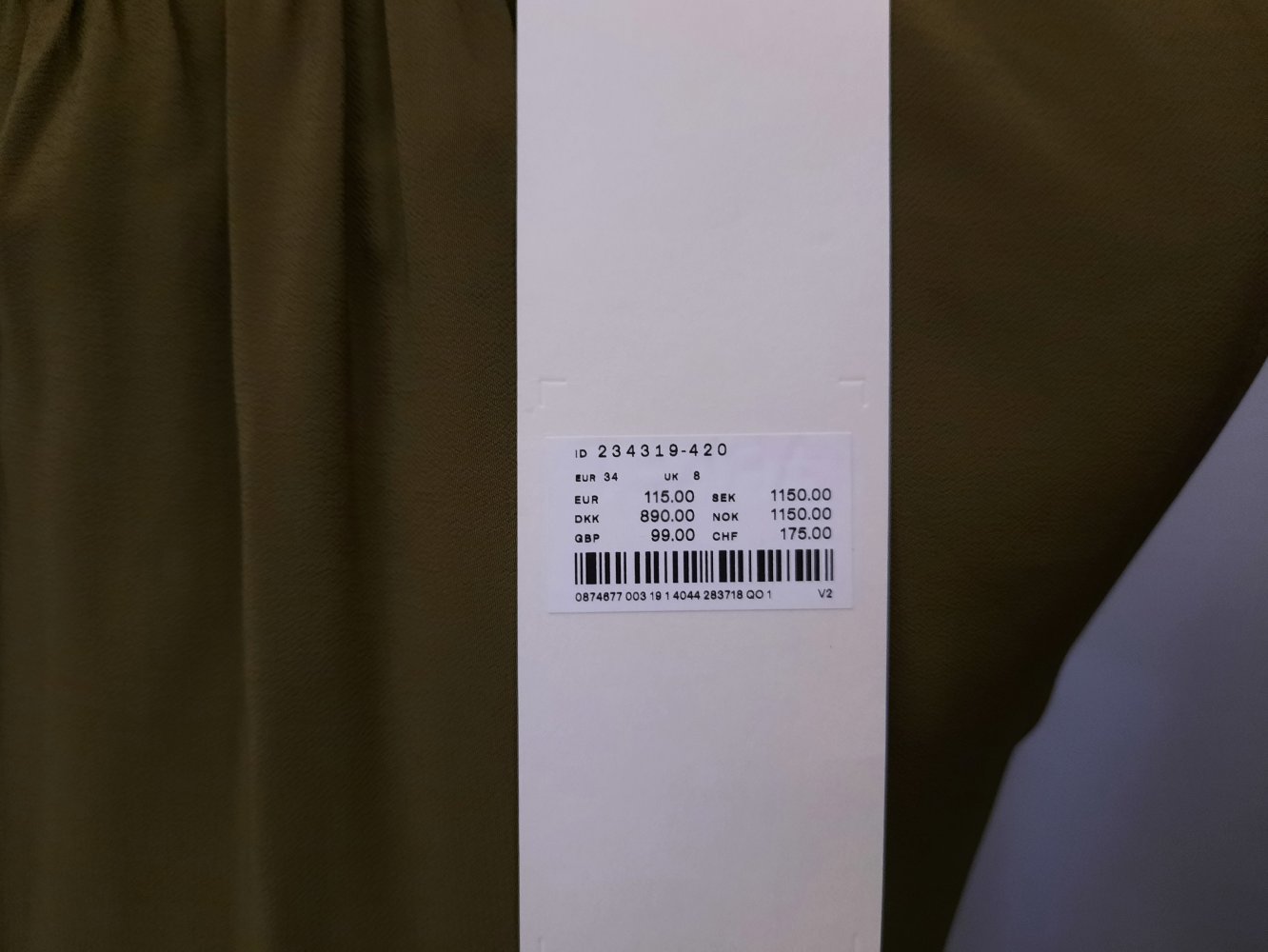 NEU Arket Maxi Kleid Blusenkleid Sommer leicht khaki Gr 34