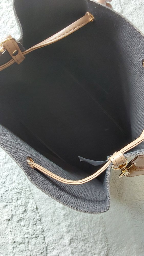 Elegante Damen Handtasche von carla faustini 