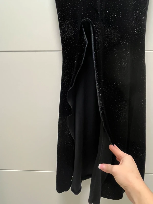 Atemberaubendes Abendkleid in Samt-Optik