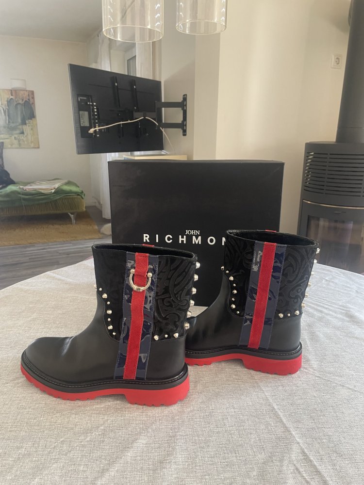Boots John Richmond