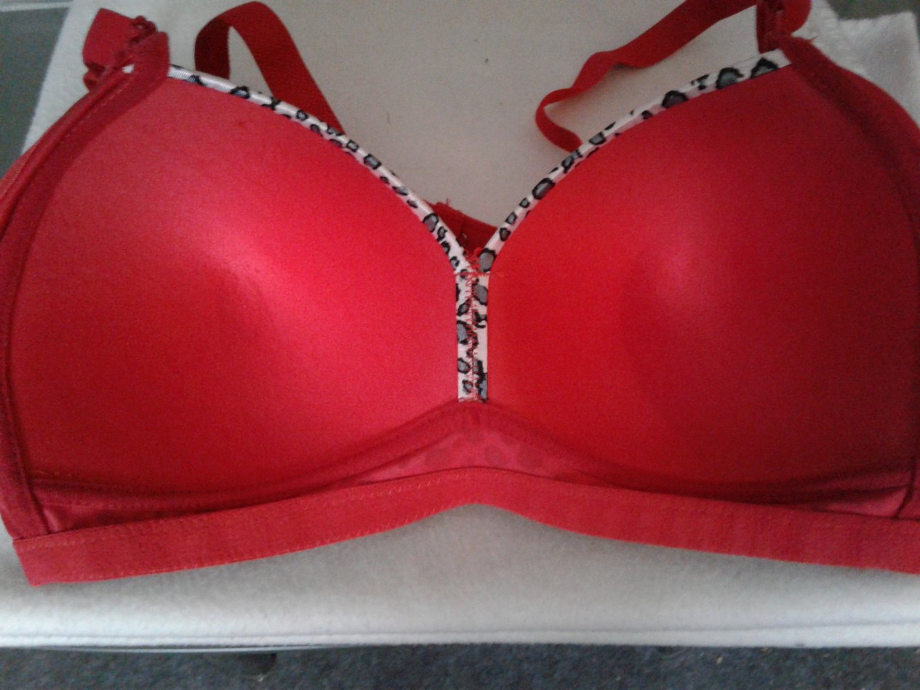 Push Up BH ohne Bügel 95/C rot / leopard neu ungetragen