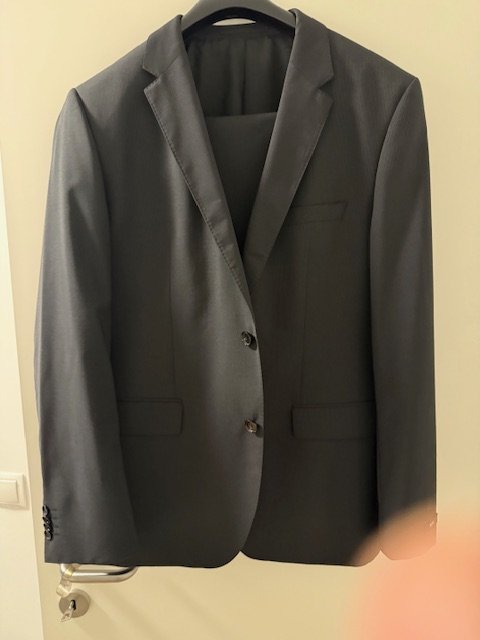 Boss Anzug neu Gr. 54, ungetragen