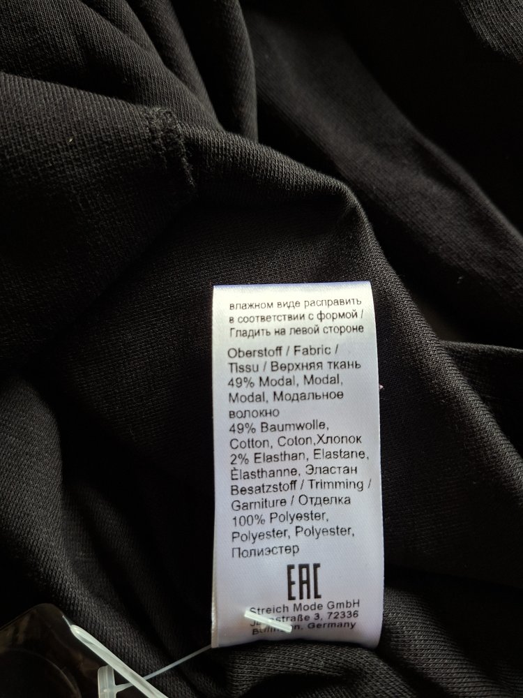 Weite Shirtjacke mit großen Knöpfen