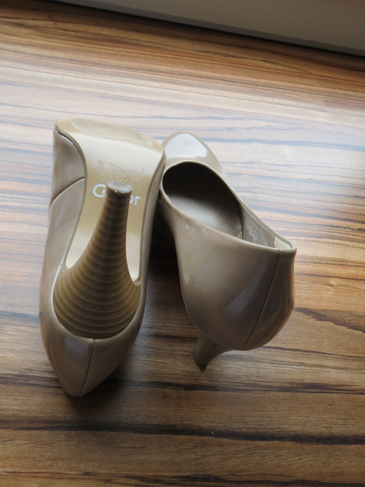 Pumps, Gr.37, beige, Tamaris