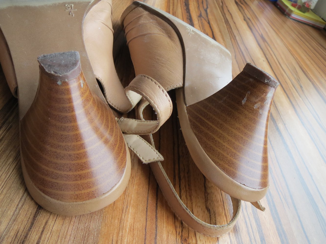 Sandalen, Gr.37, beige