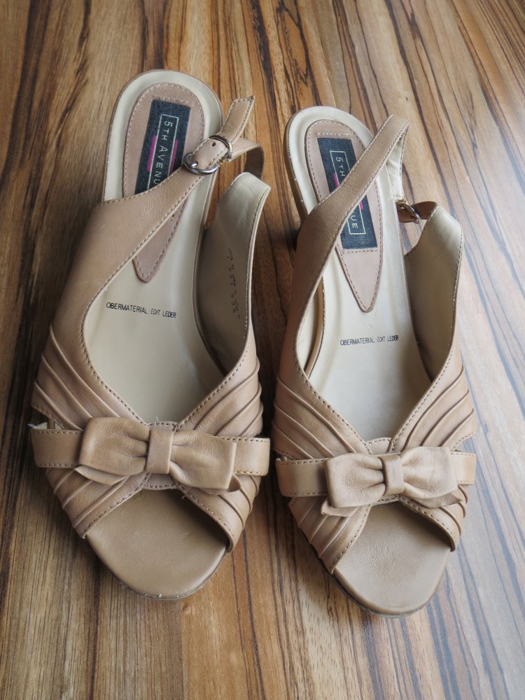 Sandalen, Gr.37, beige